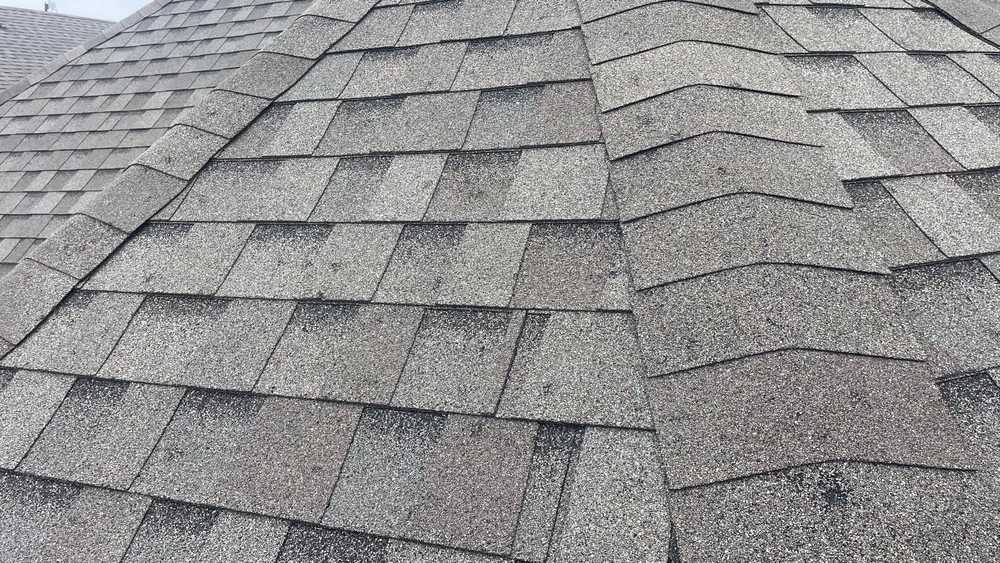 How to Find a Trustworthy Roofer After a DFW Hail Storm
